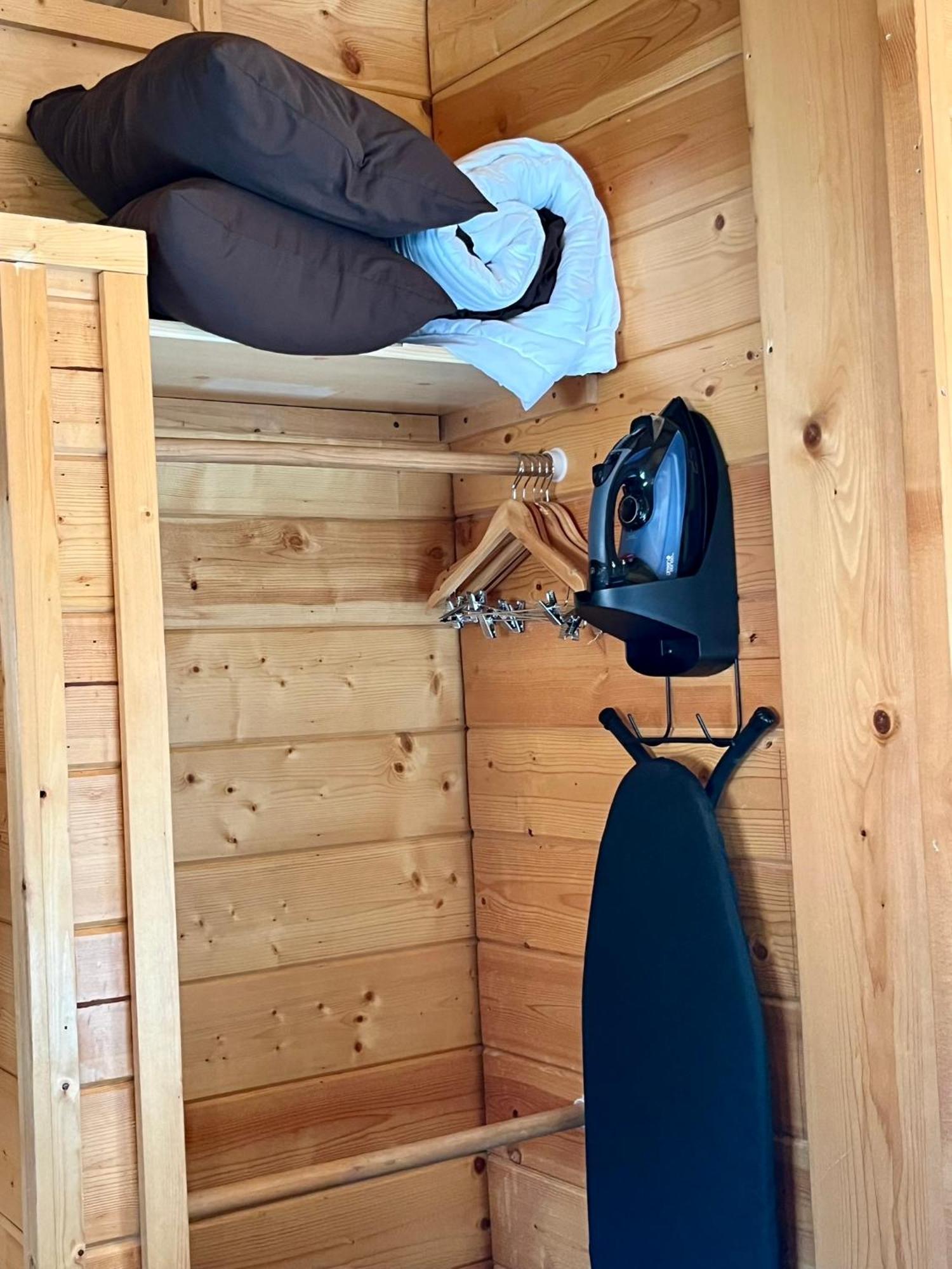 Badlands Frontier Cabins Wall Zewnętrze zdjęcie